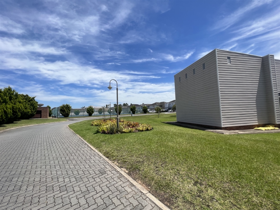 4 Bedroom Property for Sale in Beacon Bay Eastern Cape